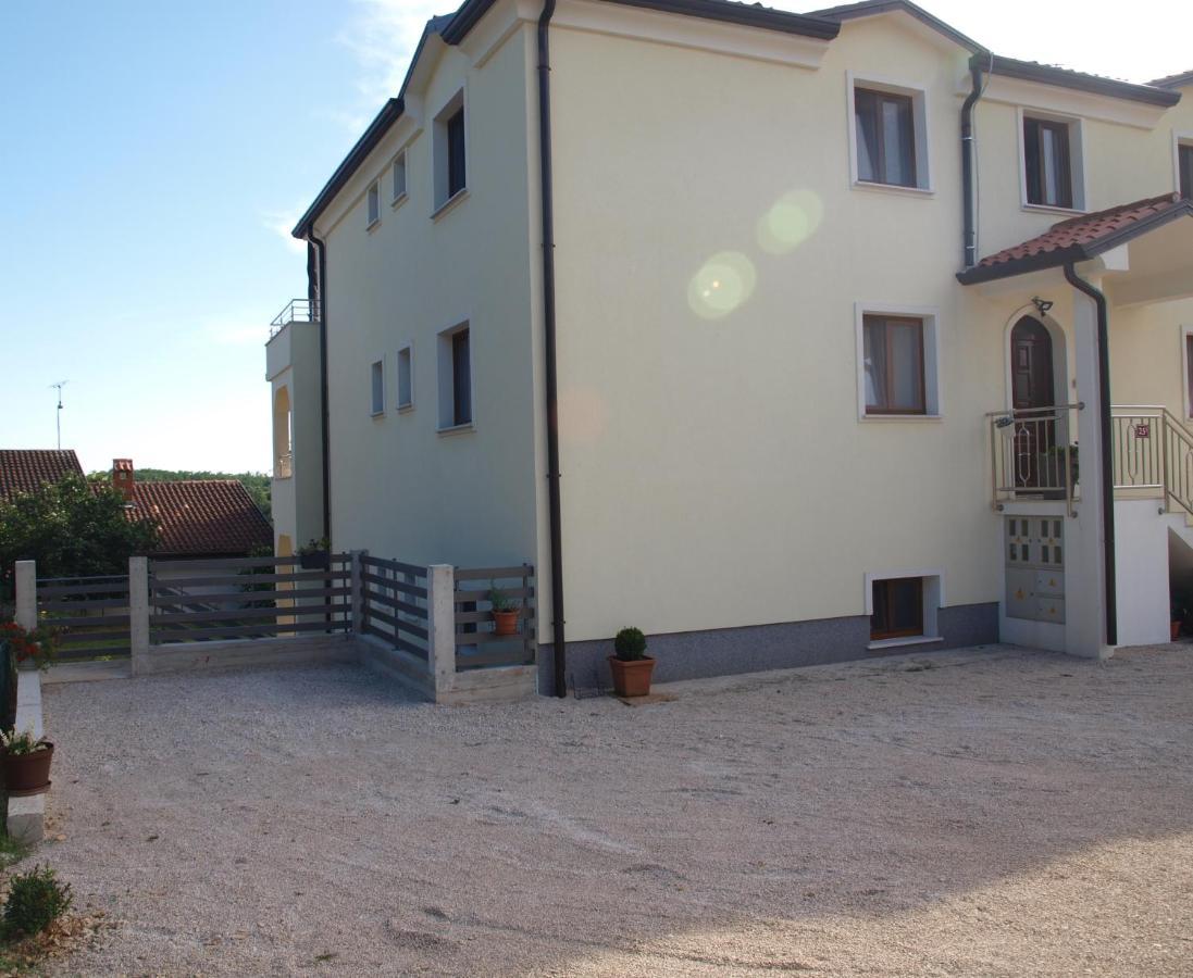 Apartments Mirasol Умаг Екстериор снимка