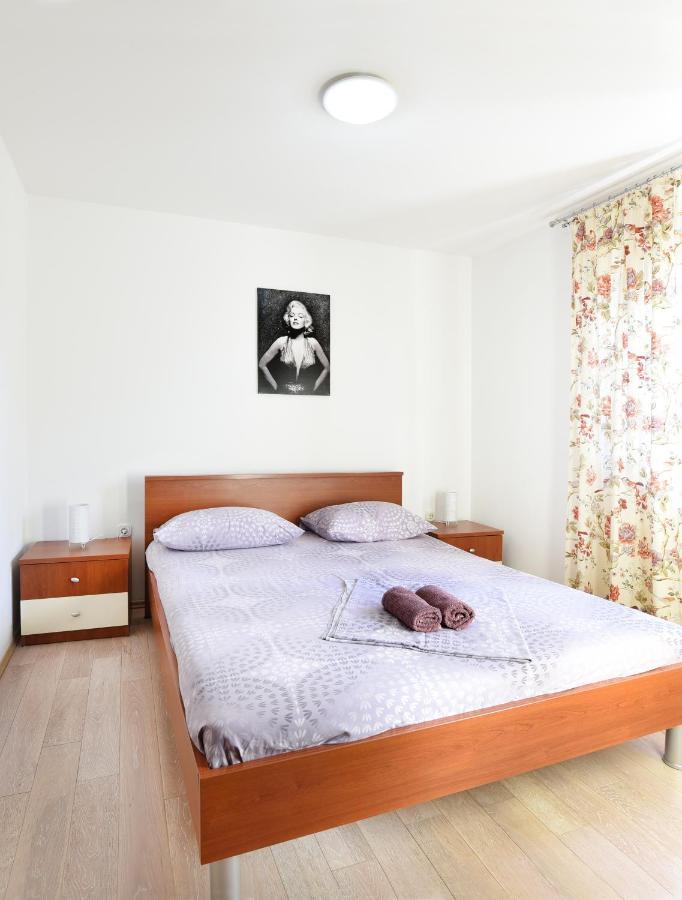Apartments Mirasol Умаг Екстериор снимка