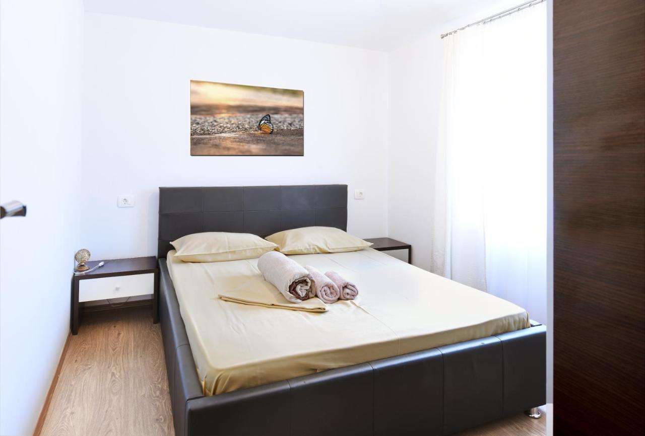 Apartments Mirasol Умаг Екстериор снимка
