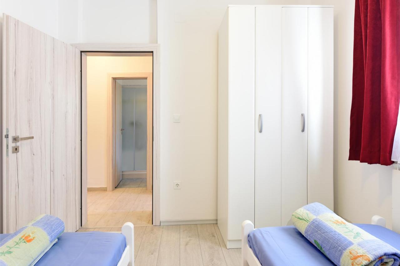 Apartments Mirasol Умаг Екстериор снимка